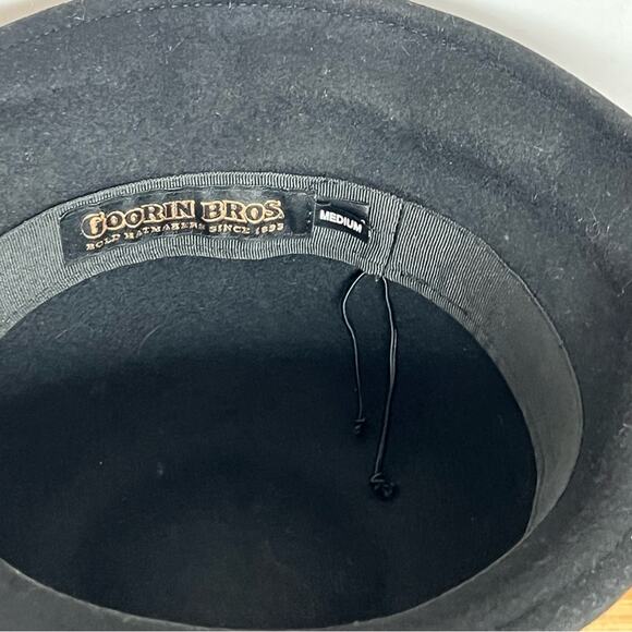 GOORIN BROS. Women’s Medium Cloche Wool Hat Black Ribbon Bow Logo Adjustable Cap - Picture 5 of 5